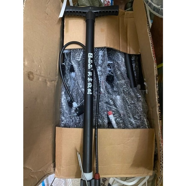 Bơm xe đạp xe máy có đồng hồ Sahoo