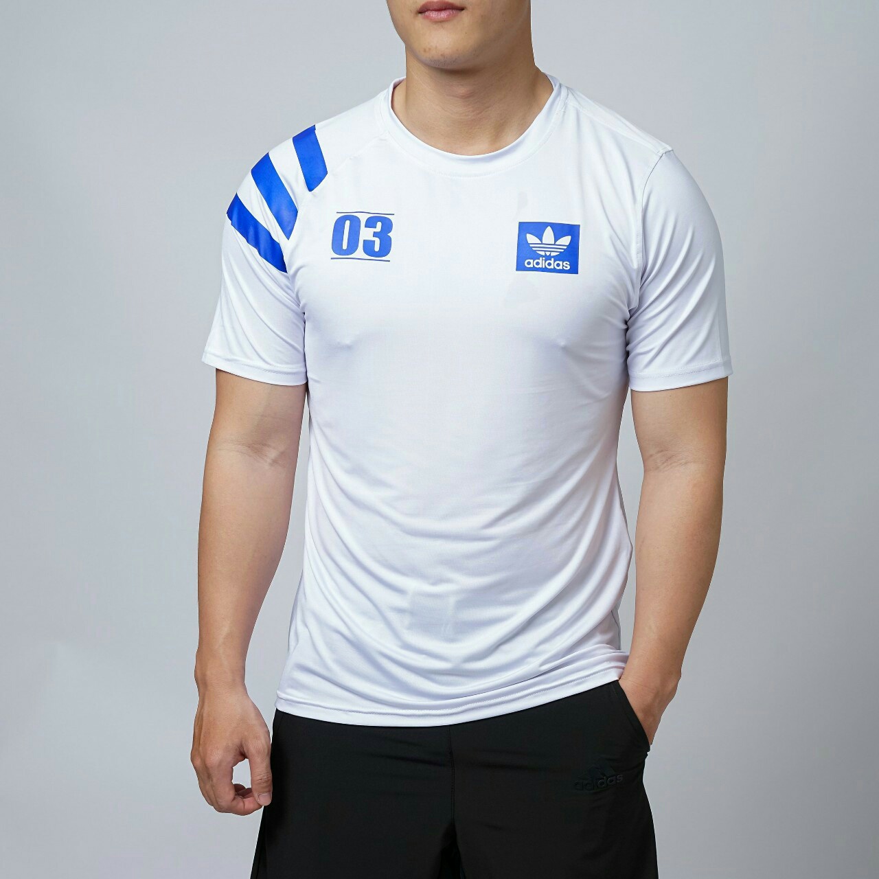 Áo thể thao nam cổ tròn ADP55