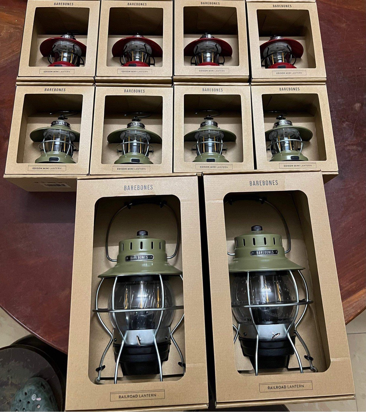 Đèn pin cắm trại Barebones Railroad Lantern