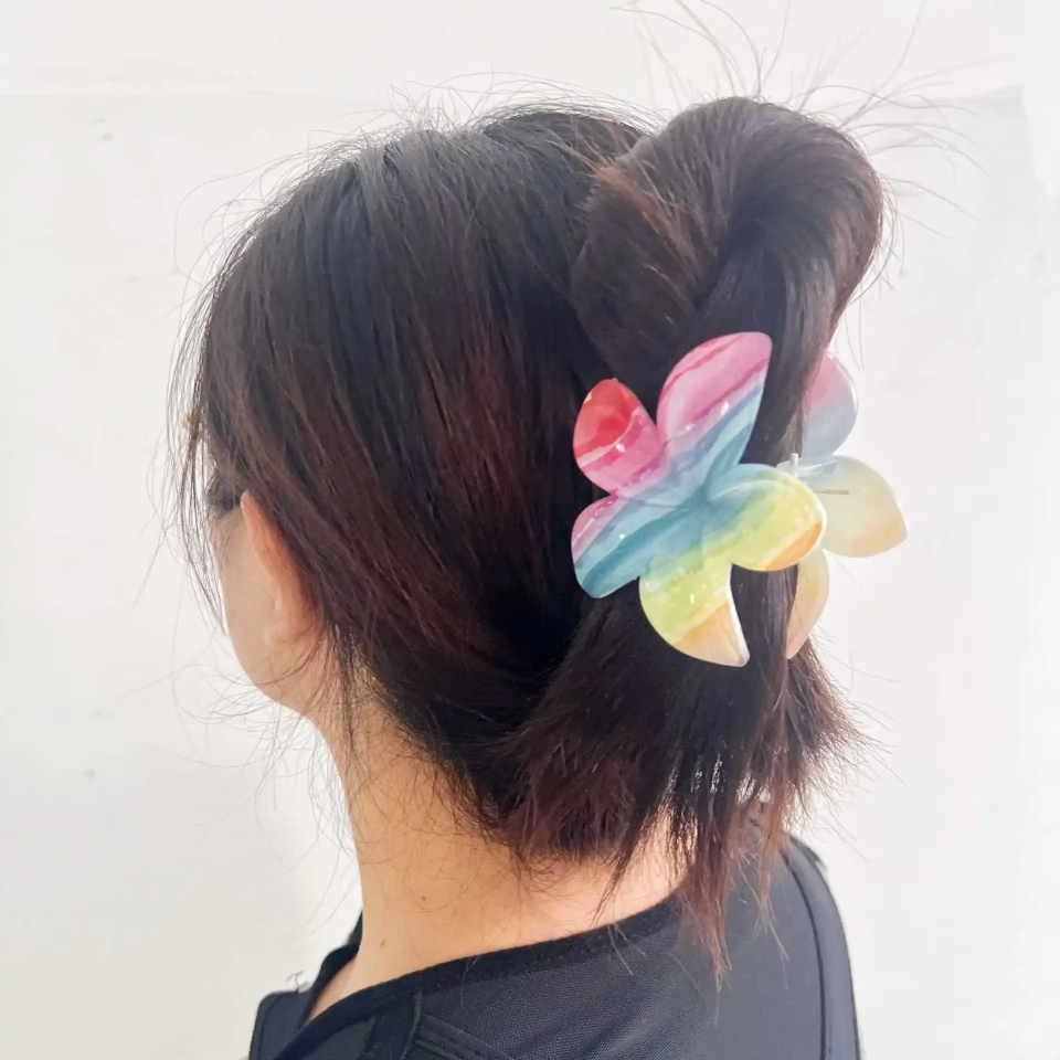 New Candy Colourful Gradient Striped Plumeria Hair Grab Dopamine Sweet Girl Back Of Head Shark Clip Hairpin Korean Fashion Gradual Change Smudged Coloured Flower Grab Girl Hair Clip Creative Marble Acrylic Headwear Girl Large Eggs Flower Headdress