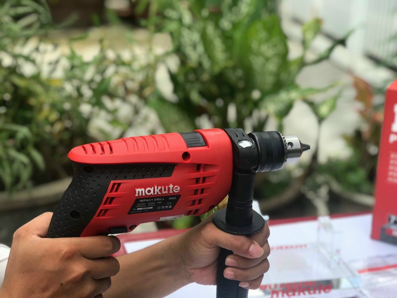 Máy khoan có động lực MAKUTE ID003