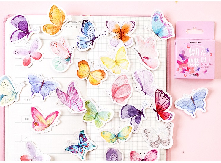 Hộp 46 stickers hình bươm bướm