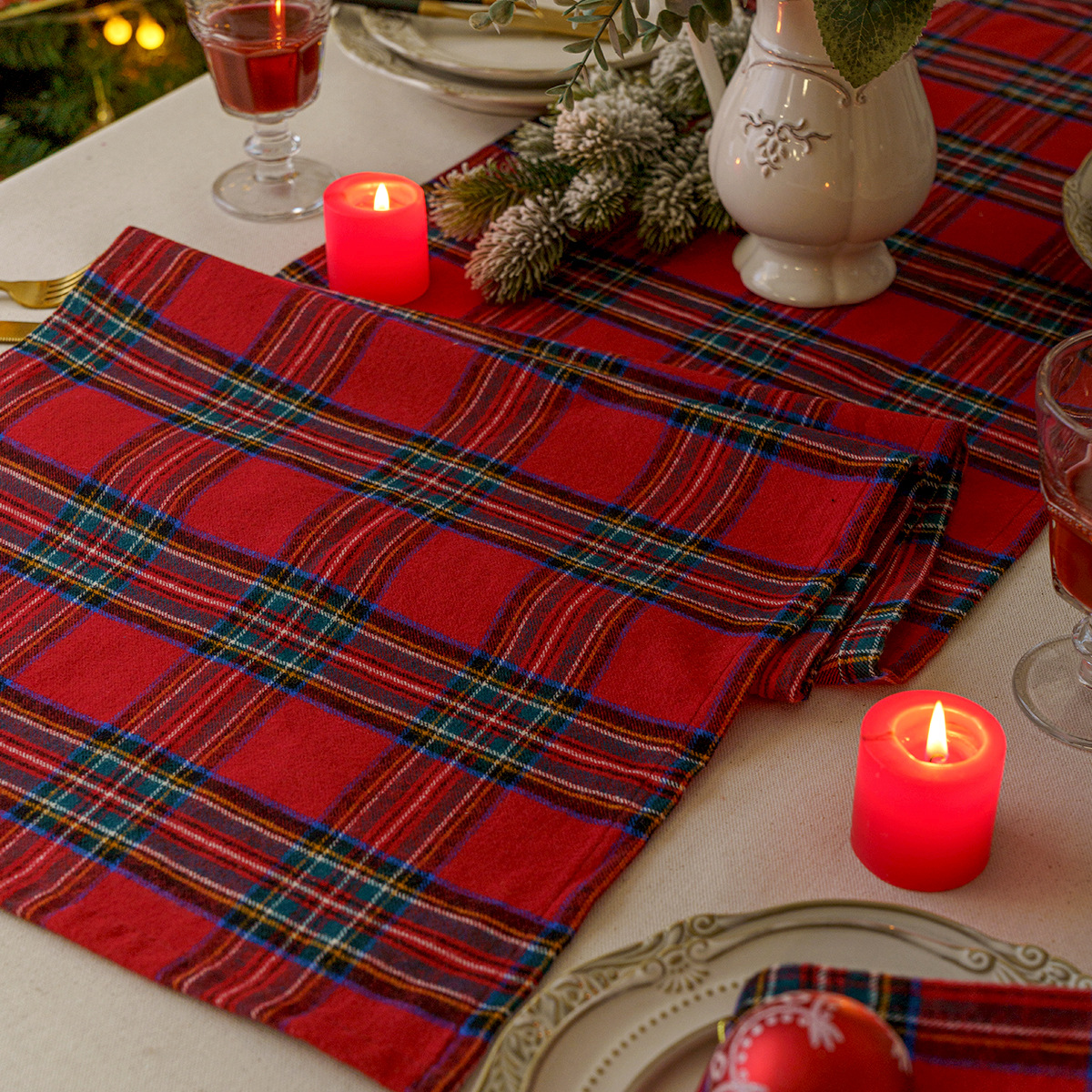 New Christmas Red Gingham Table Runner Home Restaurant 40300 Large Table Runner for New Year Party Party Decoration