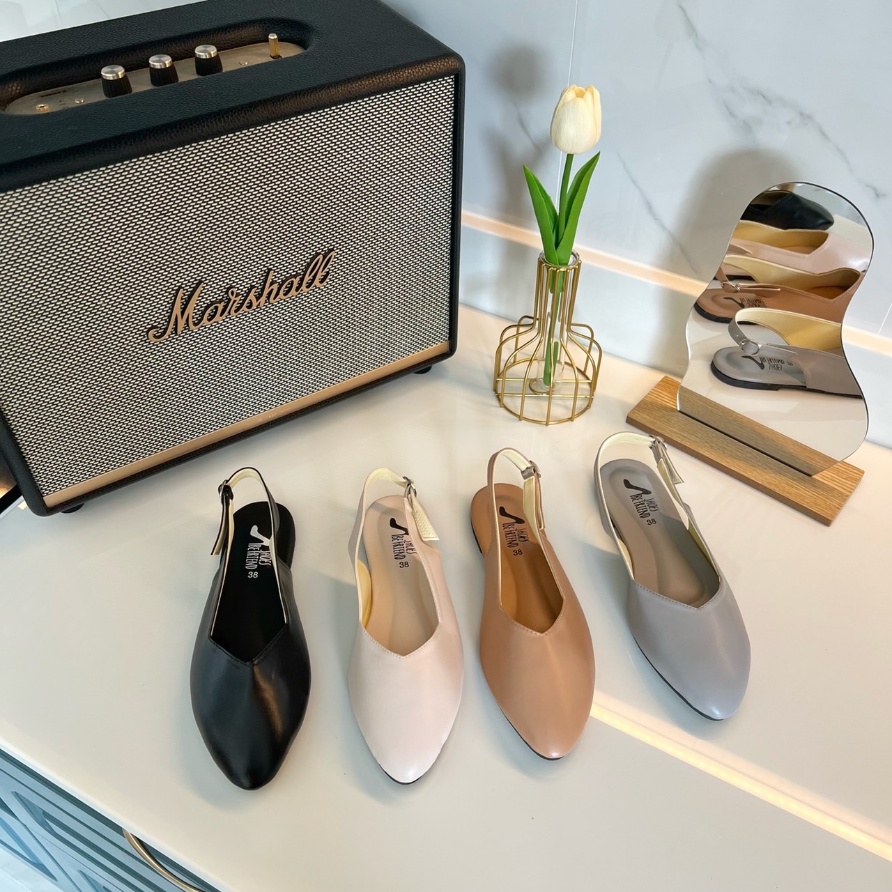 Shoes house. (รัดส้นเซเลป)รองเท้าแฟชั่นรัดส้นหนังนิ่มมากพร้อมส่ง ชม