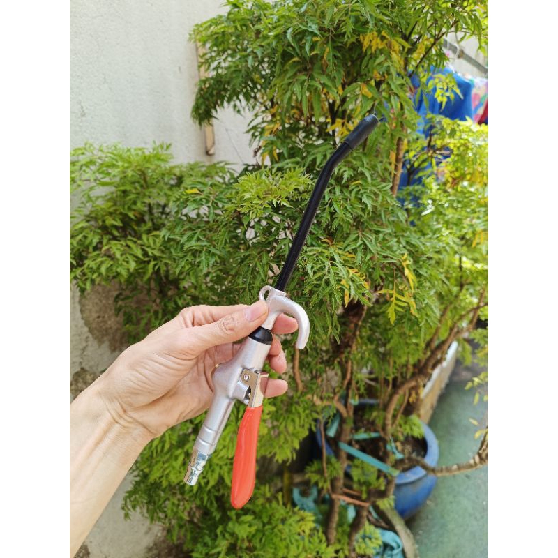 dụng cụ xì khô, xịt hơi kapusi