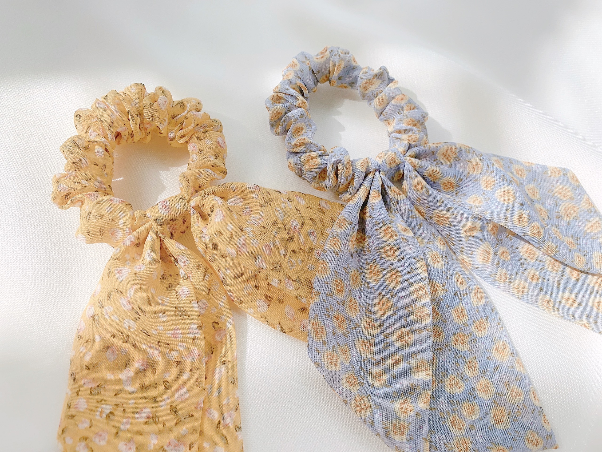 Cột tóc nơ đôi Petal Scrunchie The little Bownie