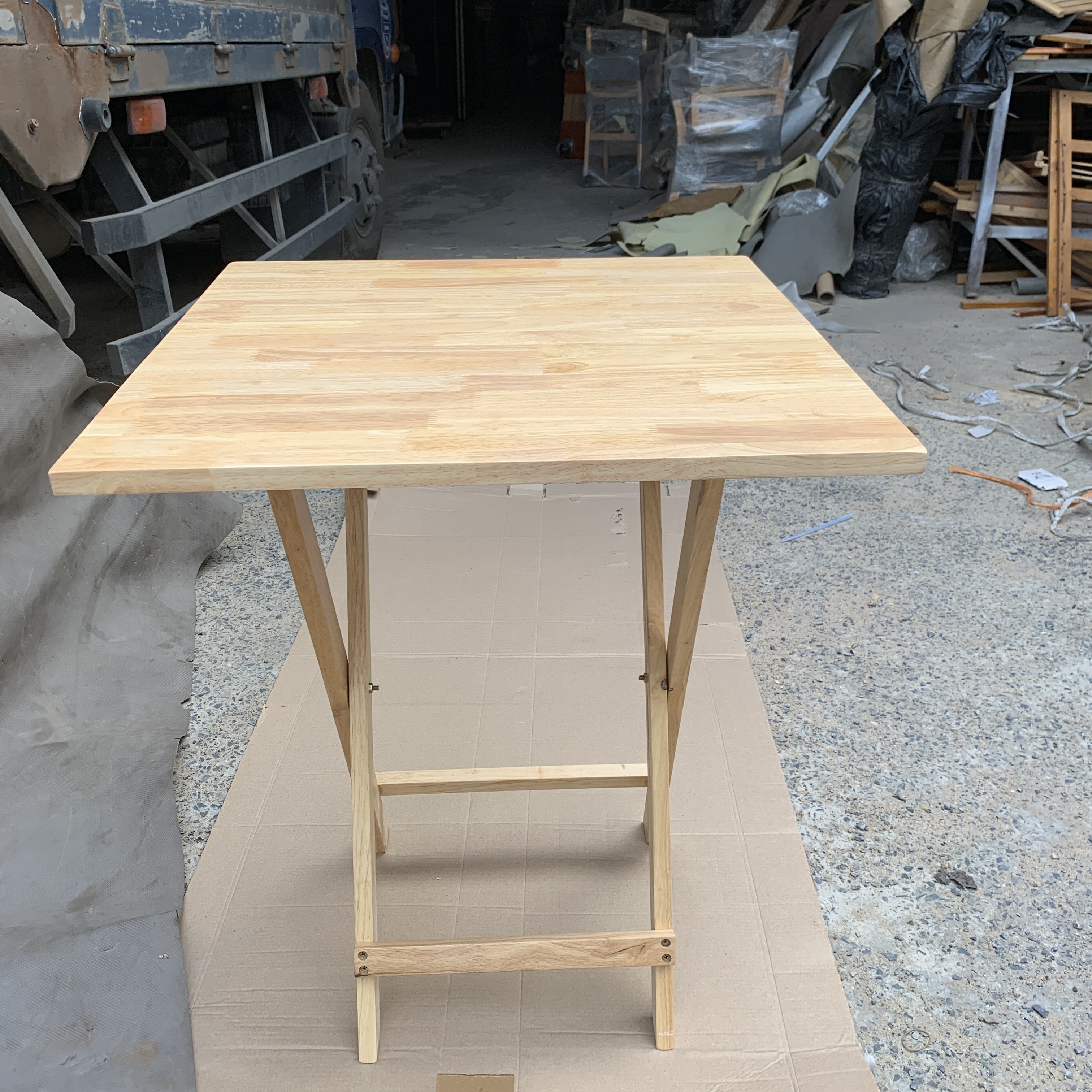 Bàn vuông xếp gọn 60x60cm cao 75cm
