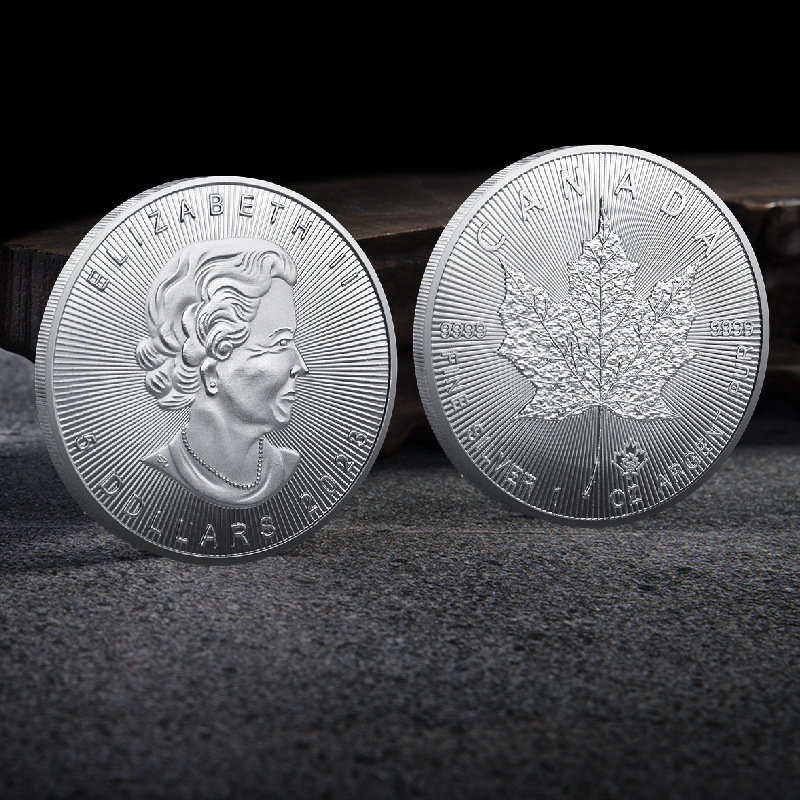 Canadian Maple Leaf Gold and Silver Coins 2023 Maple Leaf Commemorative Coins European and American Queen Gold Coins Collection Gifts