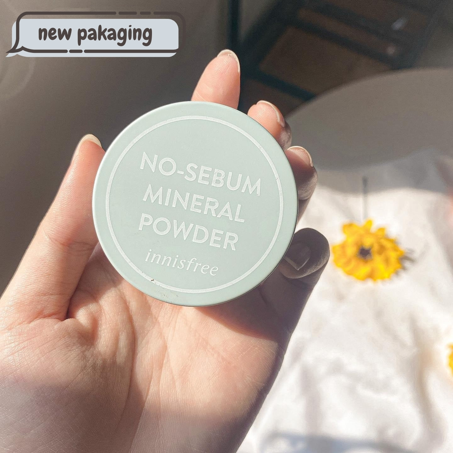 Phấn phủ bột kiềm dầu NOSEBUM INNISFREE MINERAL