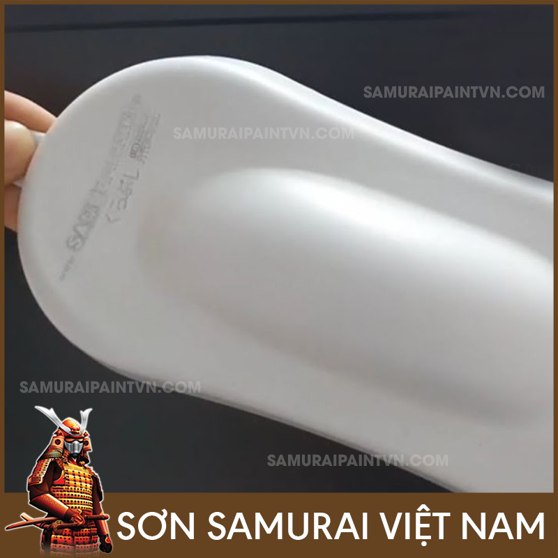 Chai sơn samurai màu trắng mờ F2 - Sơn xịt samurai màu trắng mờ