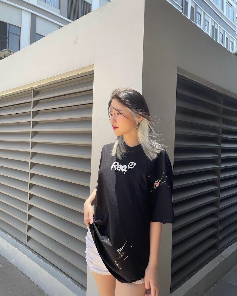 ÁO THUN VẨY SƠN THỦ CÔNG MÀU ĐEN