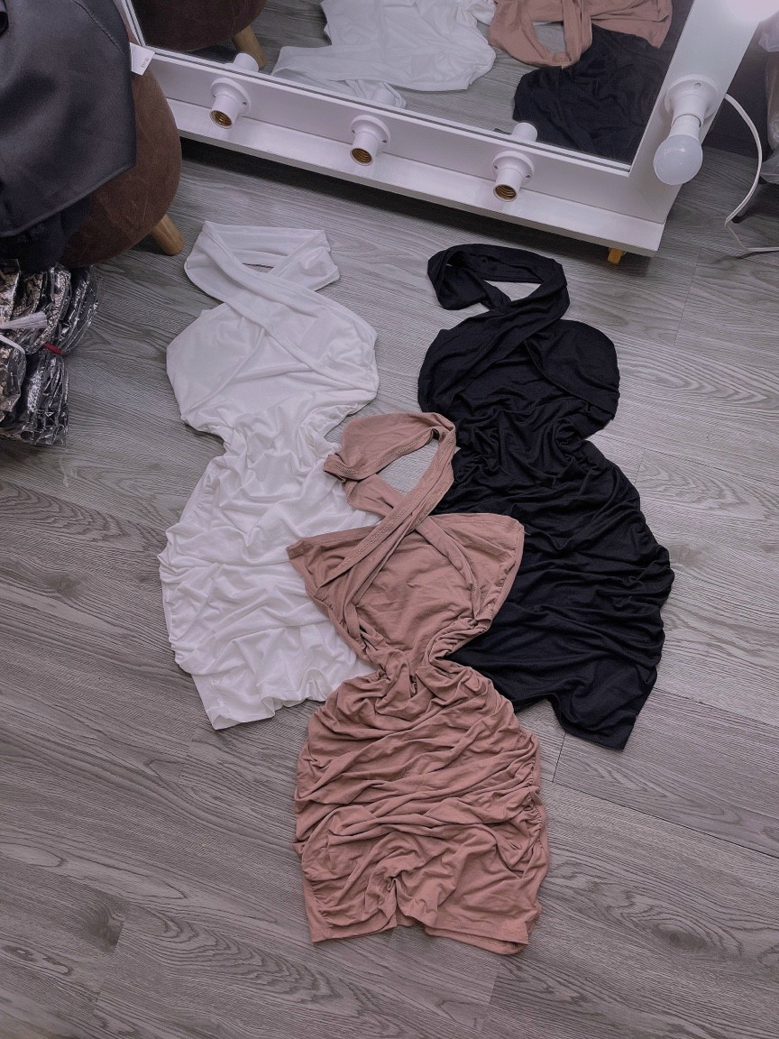 Đầm ôm body chéo cổ chất vải thun lụa