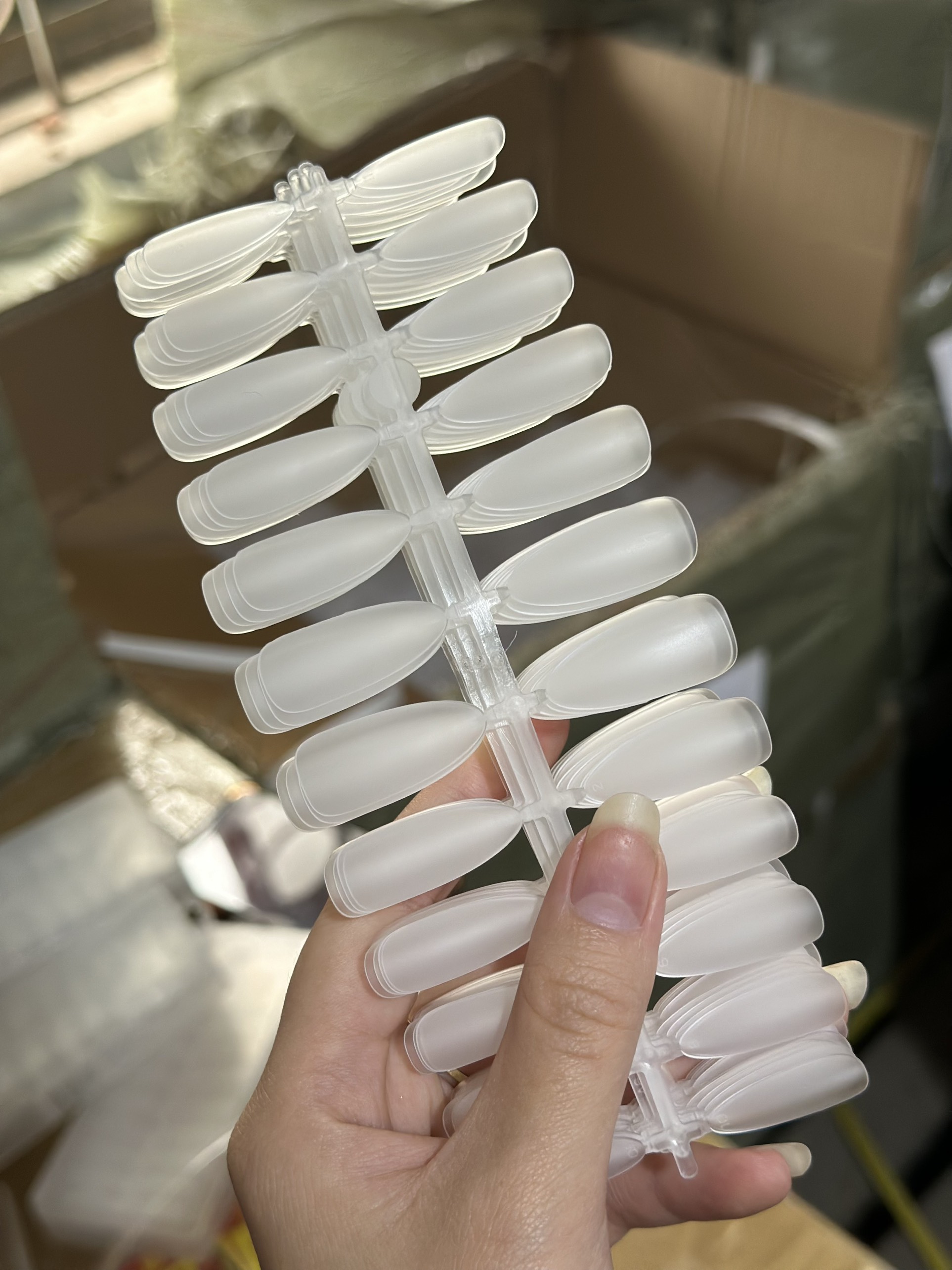 Móng Úp hạt gạo + thang + nhọn + vuông móng úp nhám 240 móng