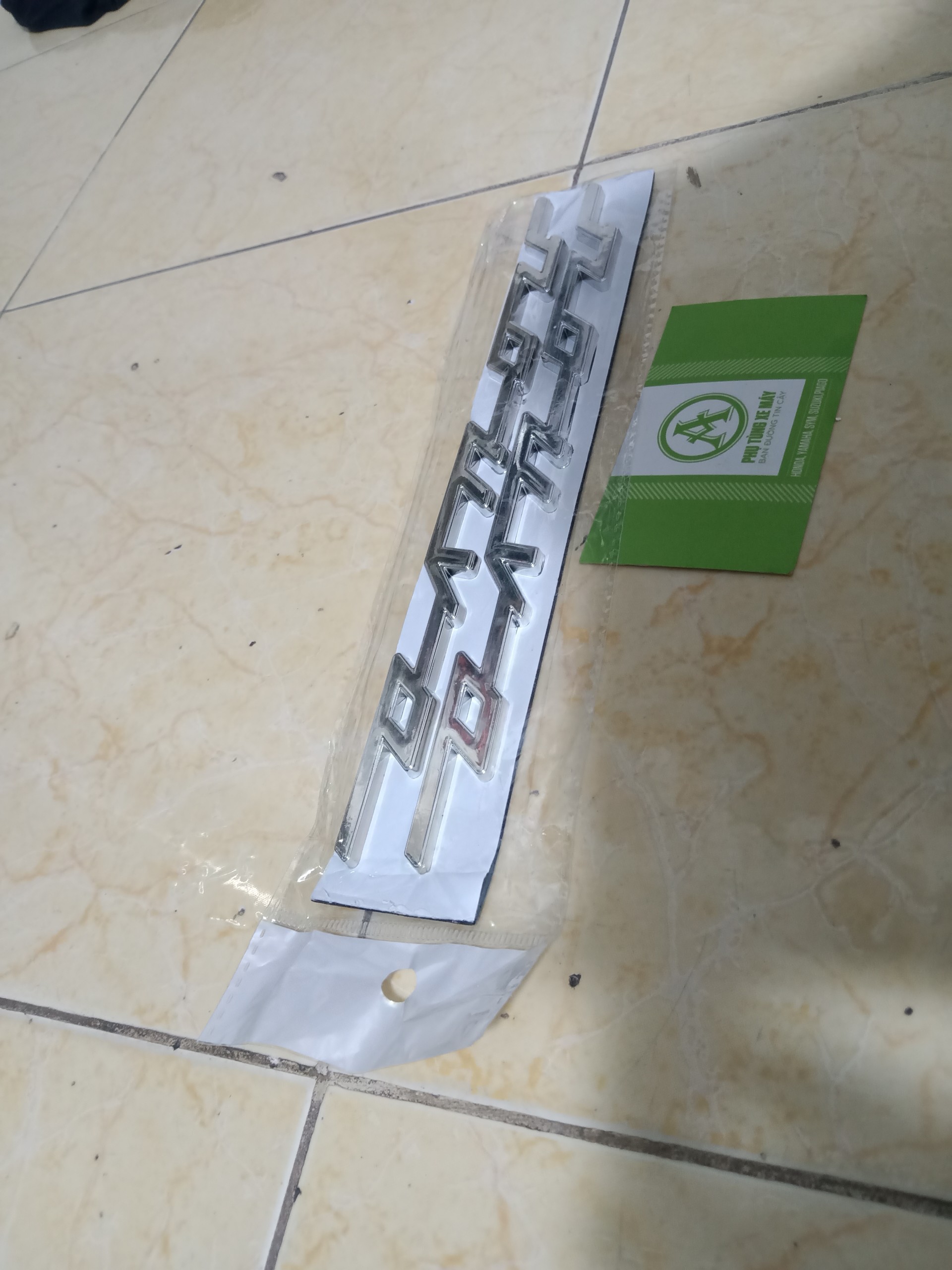 CẶP TEM CHỮ NỔI XI BẠC XE NOUVO 4