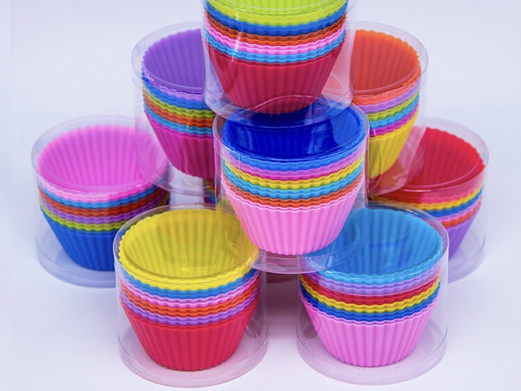 Khuôn cupcake silicon tròn dày hộp 6 - 12 chiếc