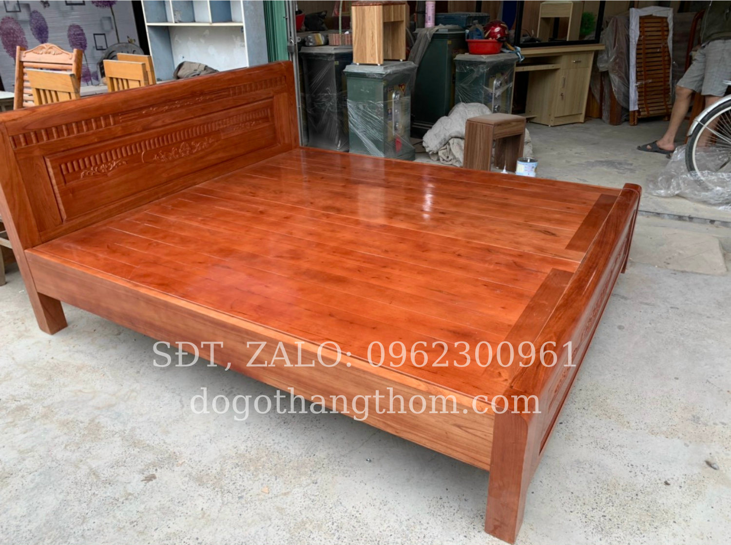 Giường ngủ gỗ soan 1,8
