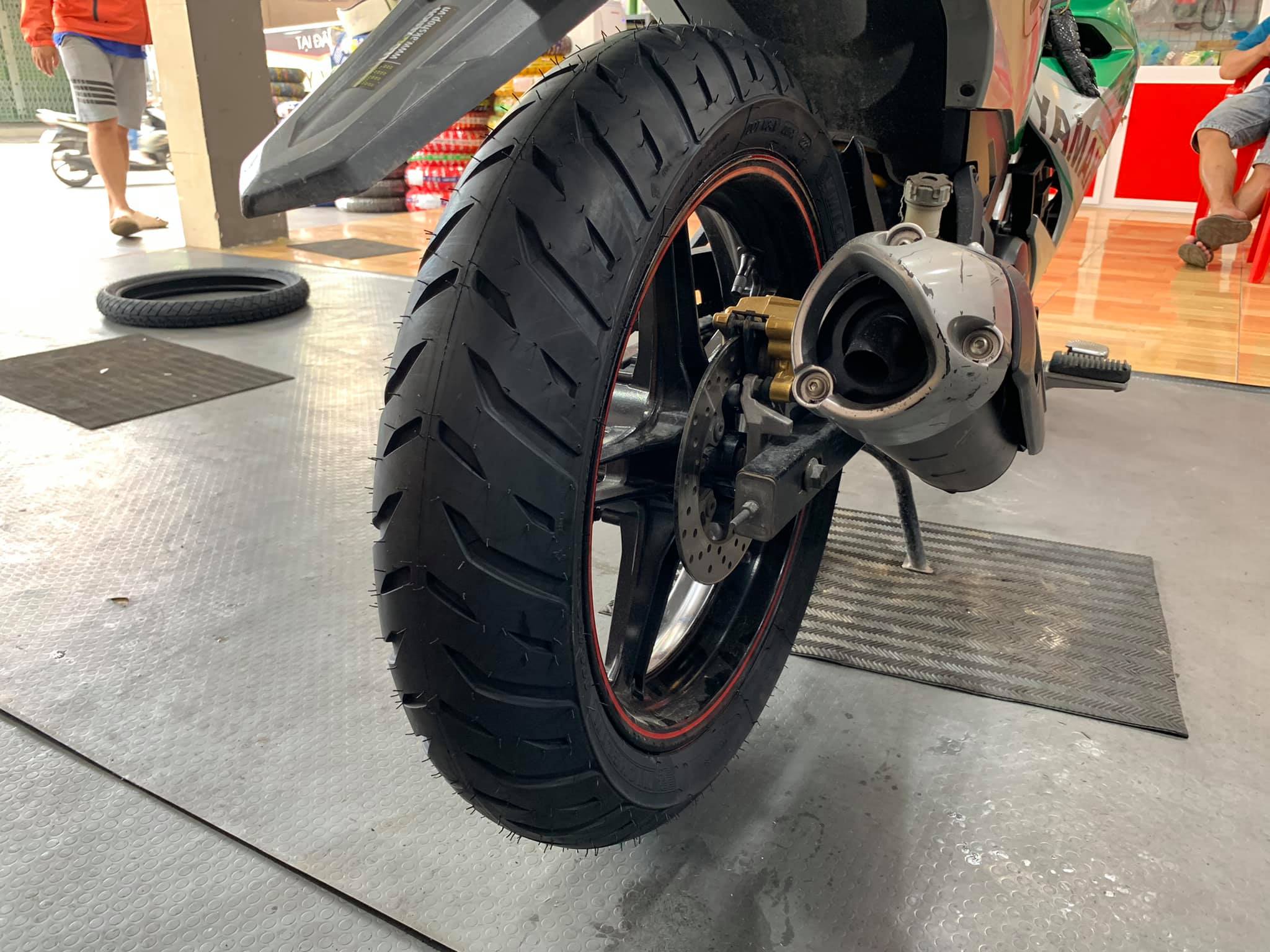 Vỏ Michelin 130/70-17 Pilot Street 2 (220059)