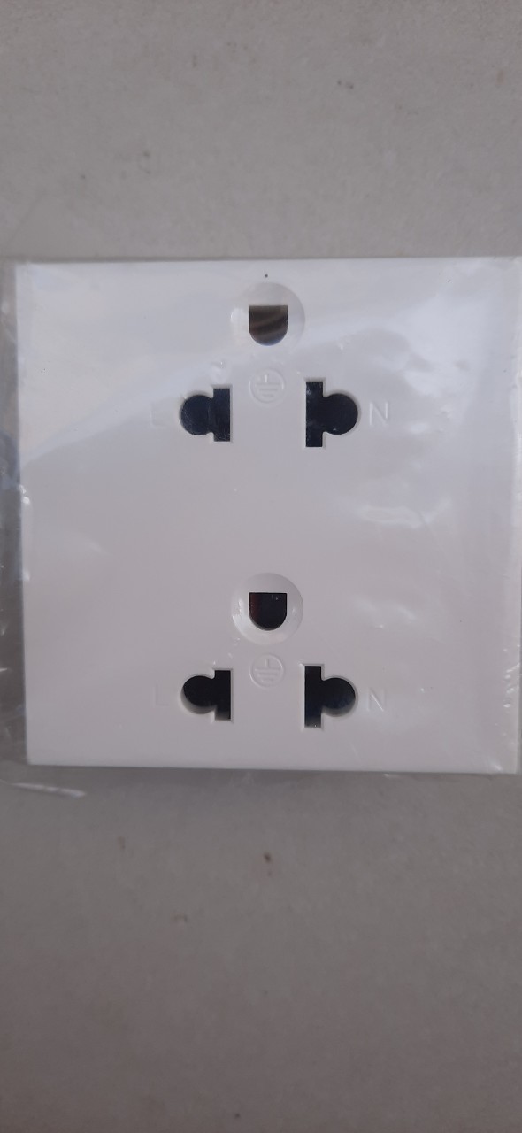 M3T426UST2_WE - Ổ cắm đôi 3 chấu AvatarOn A Schneider