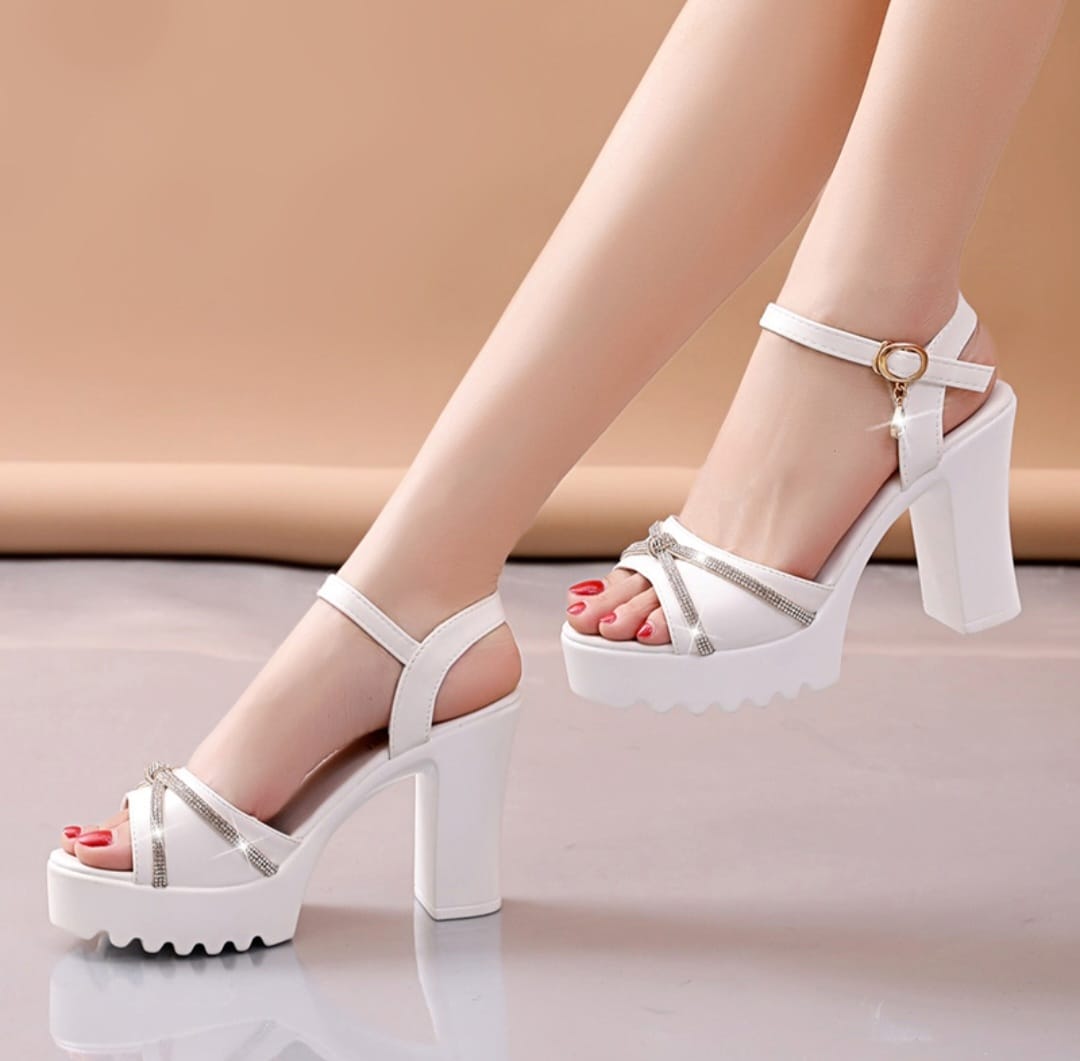 SANDAL CG ĐẾ THÔ 2 DÂY ĐÁ CHÉO