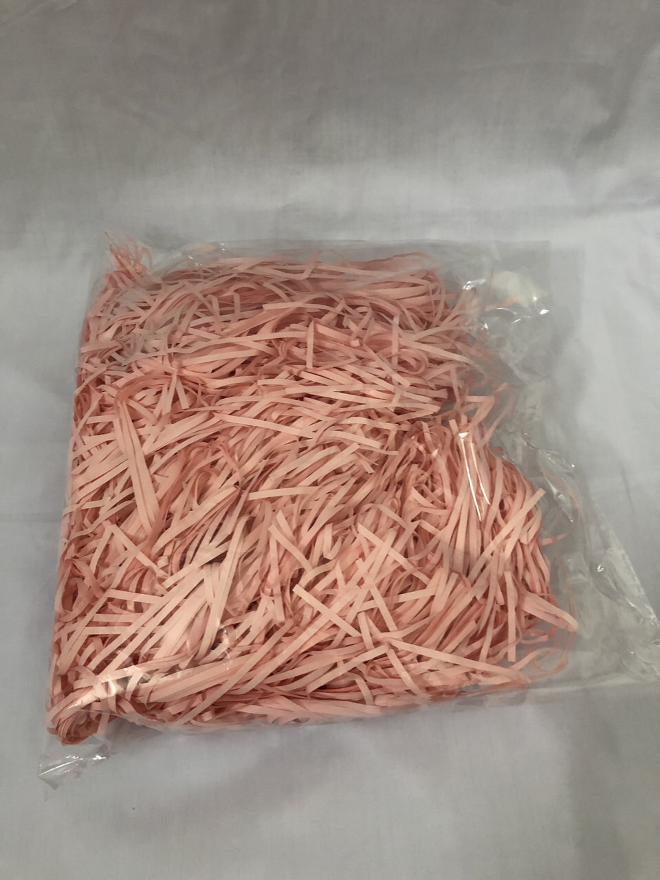 Giấy rơm/giấy vụn trang trí hộp quà/ 100 gram