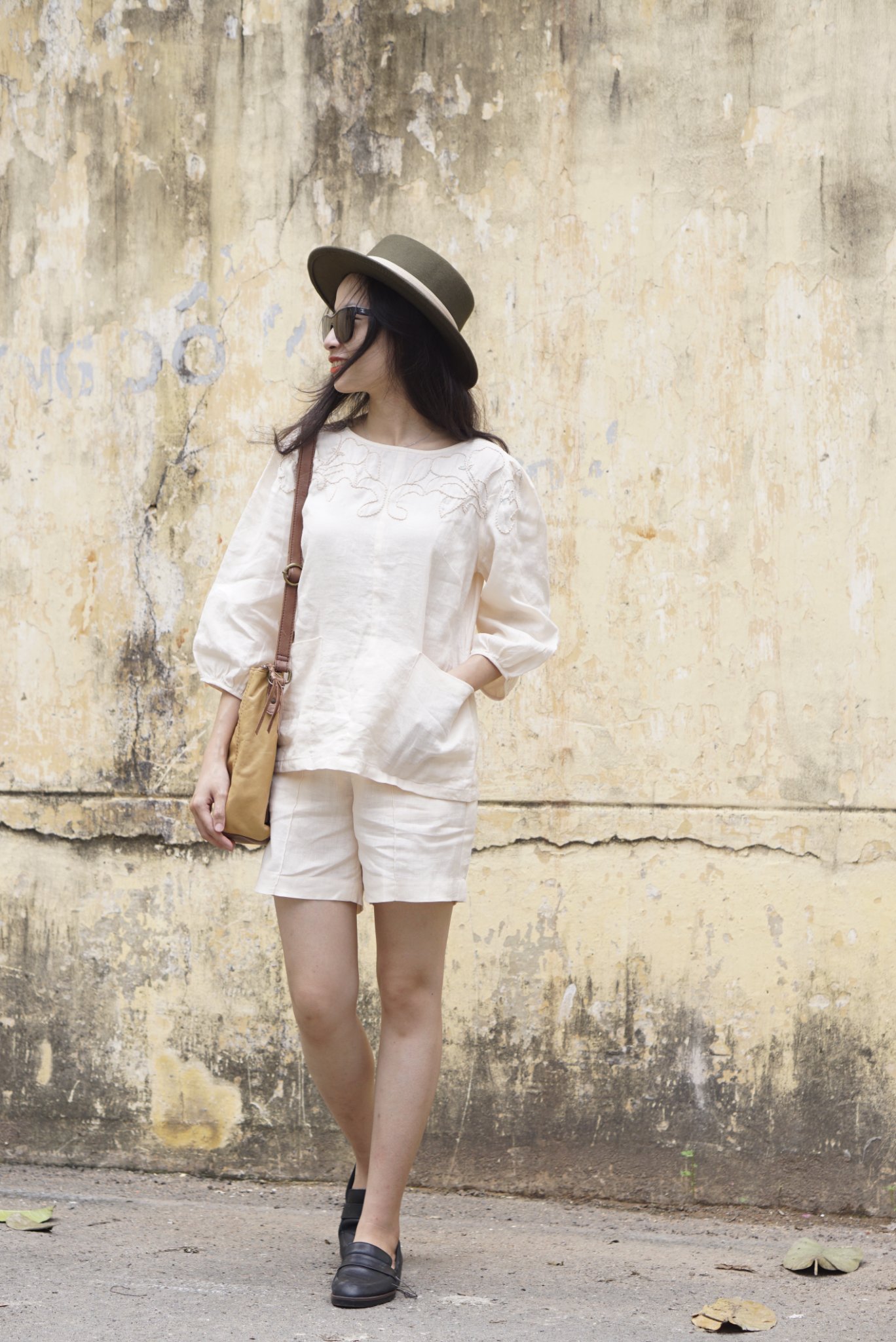 Quần short linen HEBE - MaxMessi
