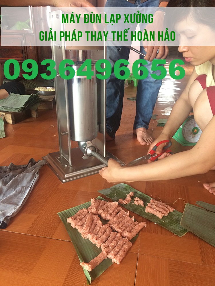 Máy nhồi xúc xích, lạp xưởng, đùn xúc xích 5L quay tay