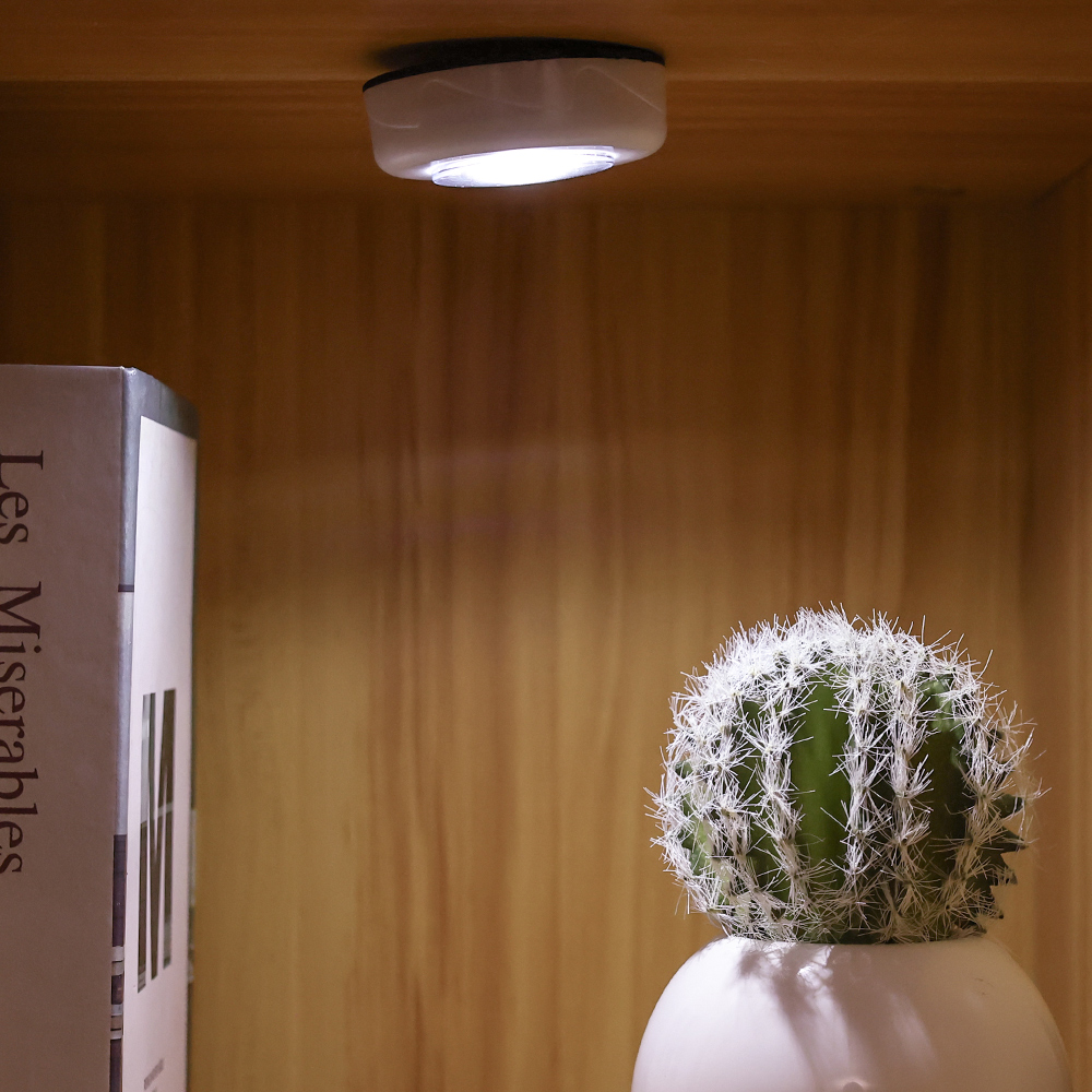 1/2/4PCS%20Mini%20Touch%20Night%20Light%20Battery%20Powered%20Closets%20Bedroom%20Bedside%20Hand%20Press%20Night%20Lamps%20-%20Image%205