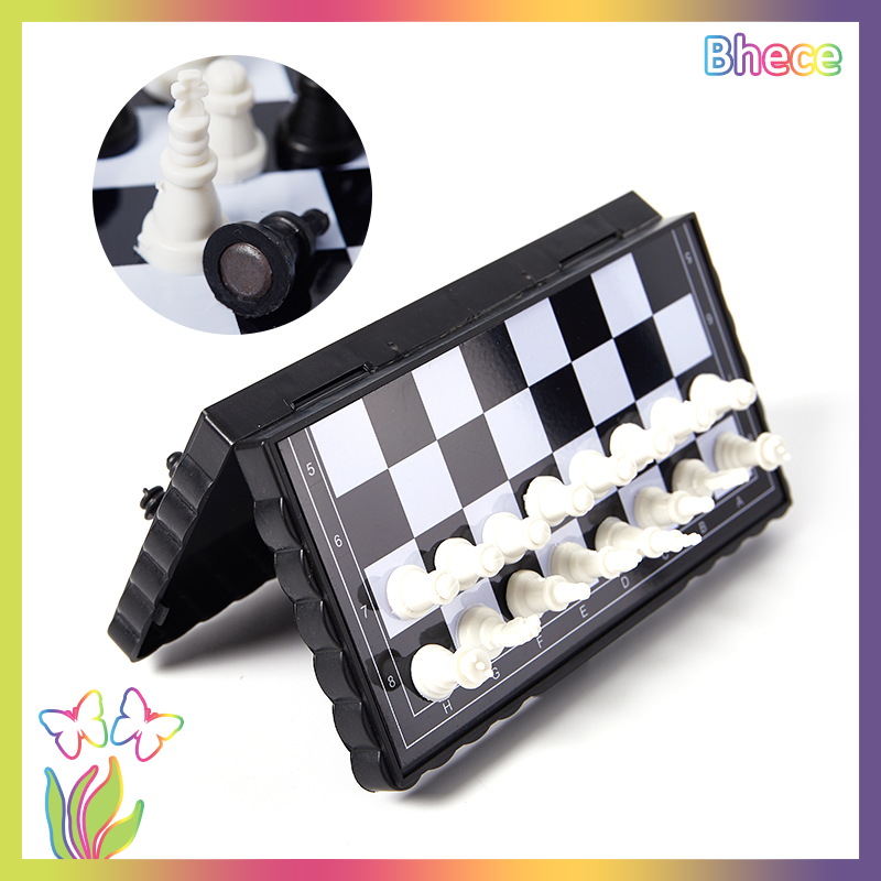 Bhece 32pcs Mini Chess Set Folding Plastic Chessboard Home Outdoor Portable Kid Toy