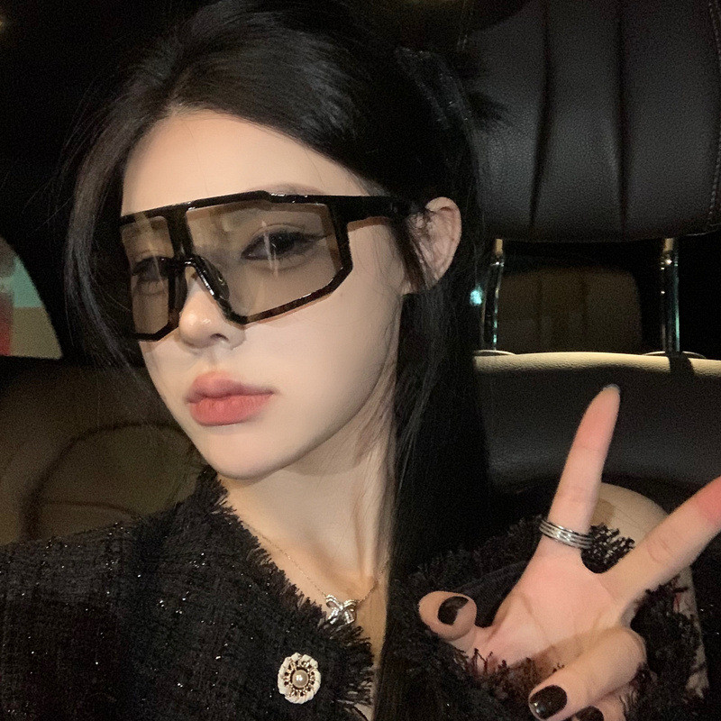 Enacolor%20Windproof%20Sunshade%20Sunglasses%20Outdoor%20Sports%20Cycling%20Colorful%20Men%20Women%20Color-changing%20New%20Sunglasses%20-%20Image%204