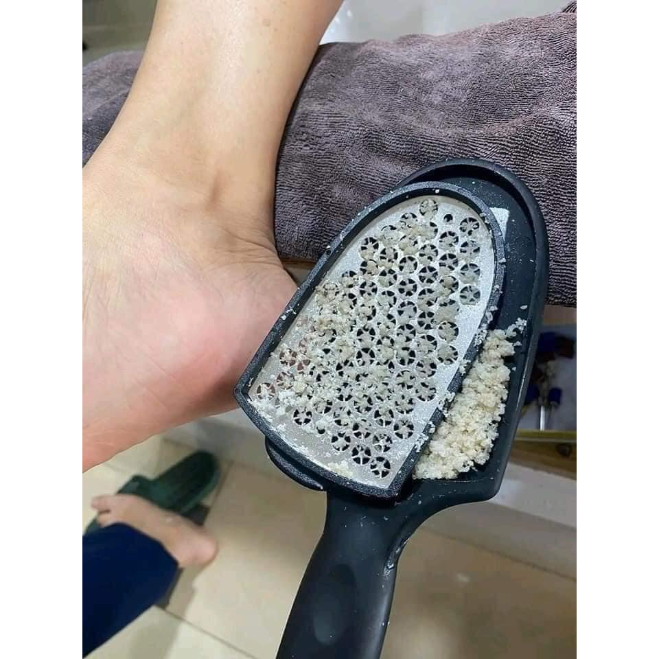 Cây chà gót chân inox đa năng 2 in 1 (giao màu ngẫu nhiên)