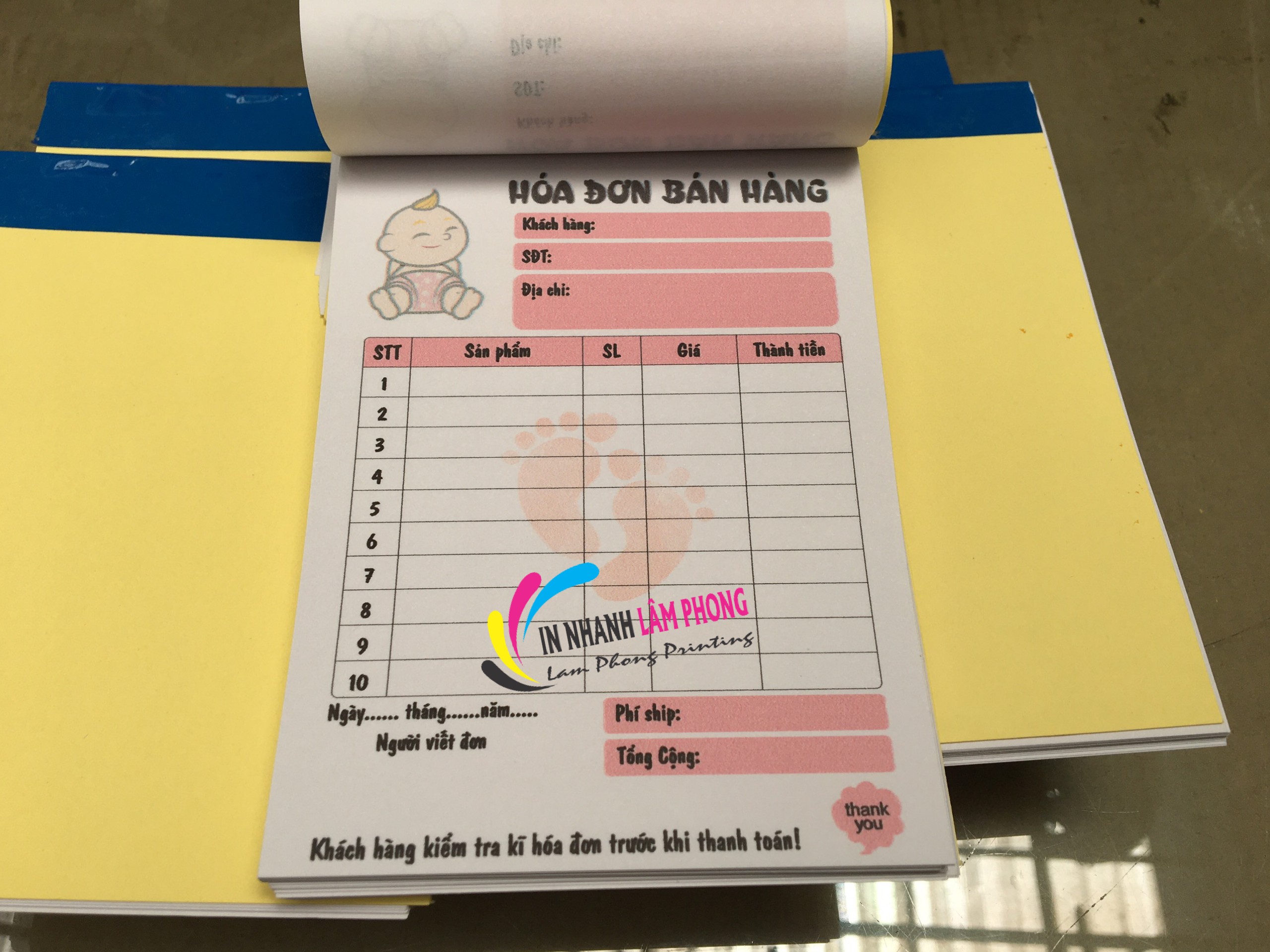 (Free Ship) Cuốn 100 Tờ Hoá Đơn Bán Lẻ Cute Size Lớn 15*21