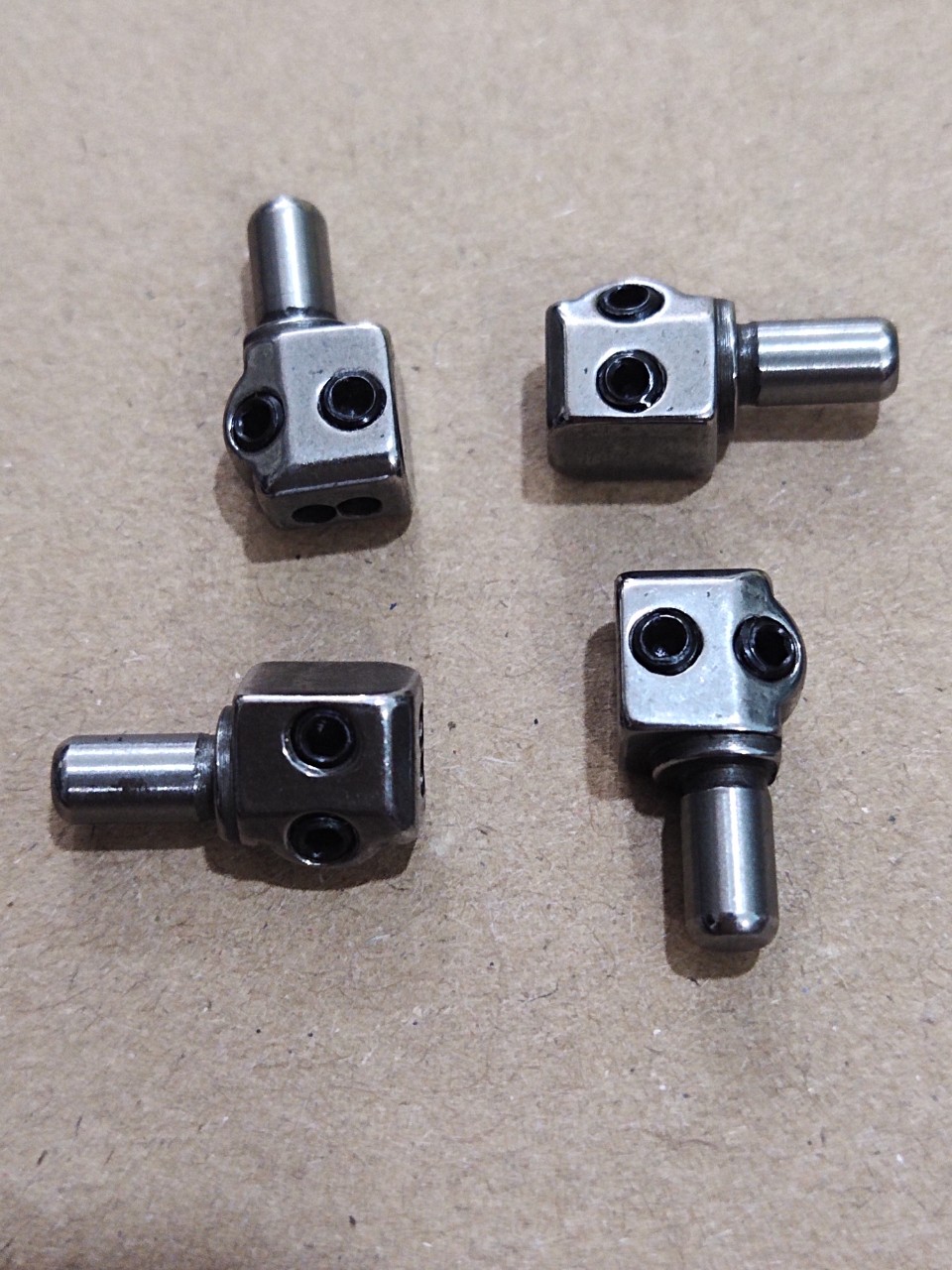 táo kim máy vắt sổ 4 chỉ sirubar tốt
