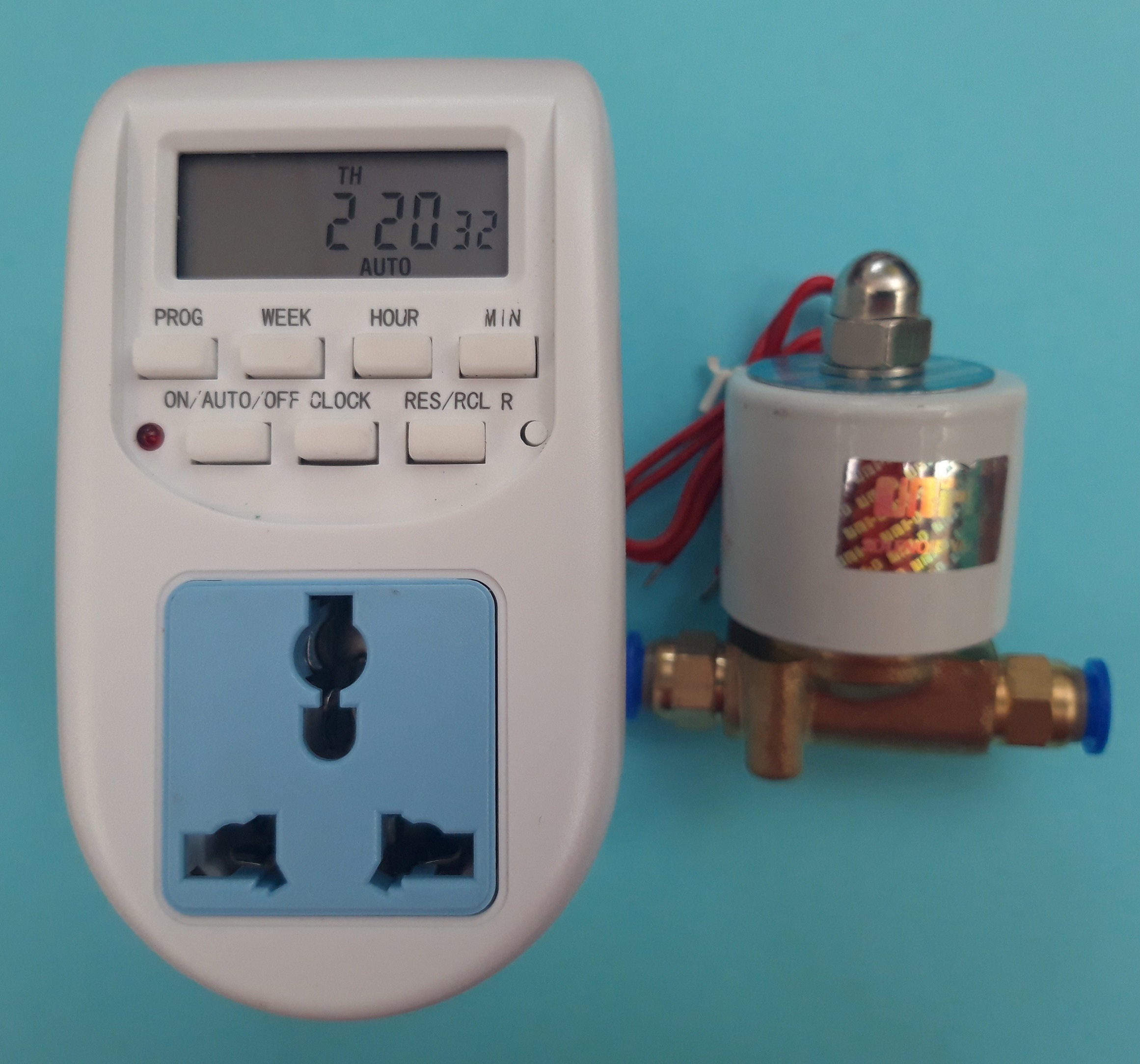 Bộ điều khiển phun sương tự động (van điện từ 8ly coil dây ĐỒNG + hẹn giờ tắt mở)