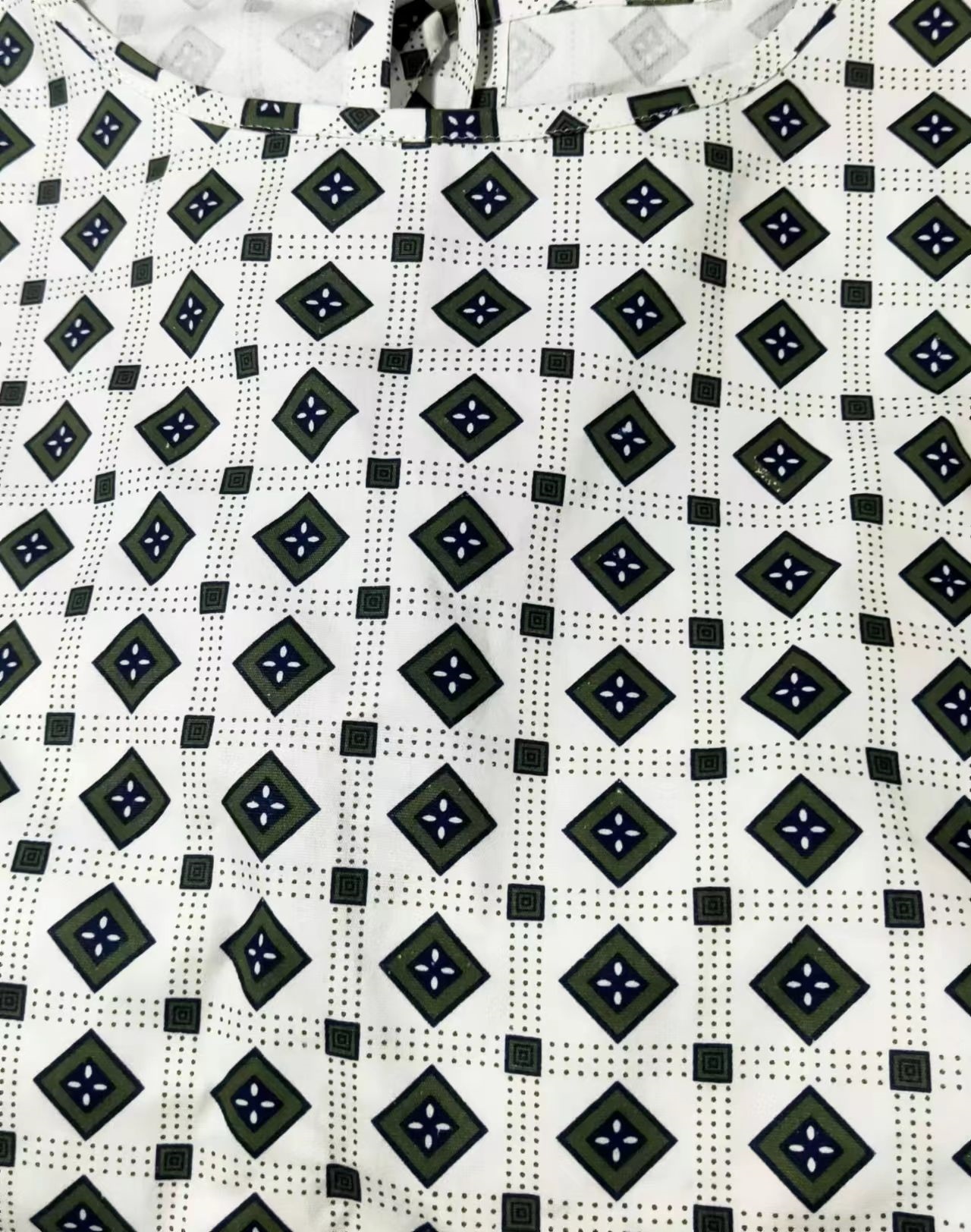 Cotton reverse wear hospital gown easy to put on and take off Reverse