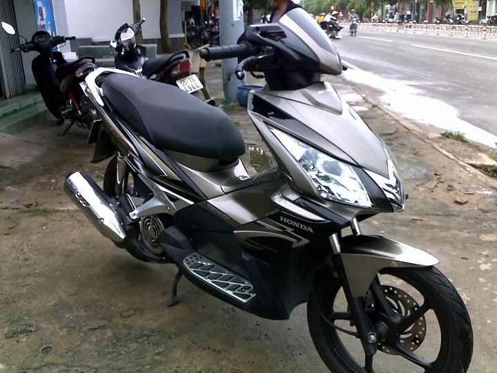 Tem lụa airblade thái 2009 xám đen