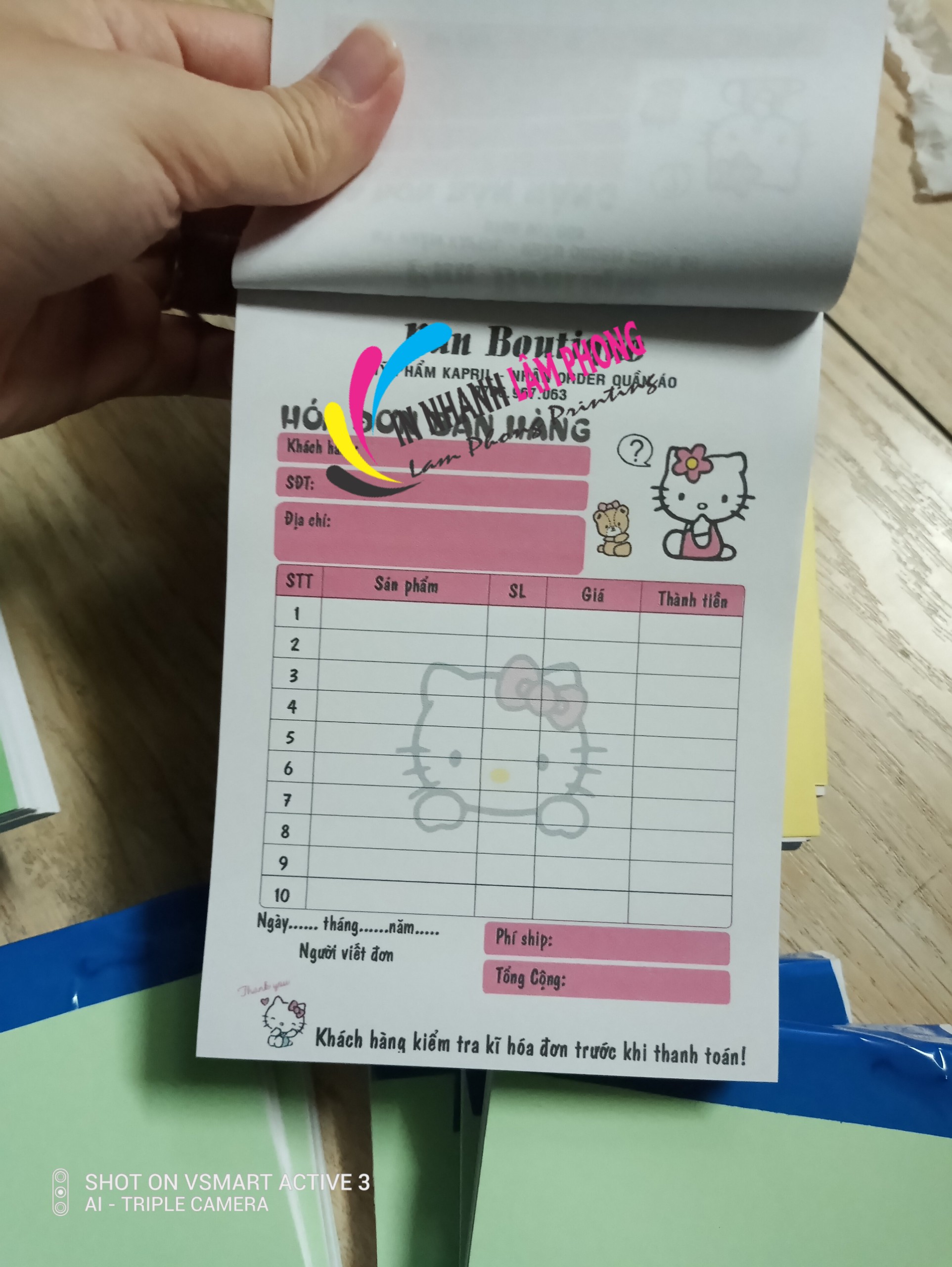 (Free Ship) Cuốn 100 Tờ Hoá Đơn Bán Lẻ Cute Size Lớn 15*21
