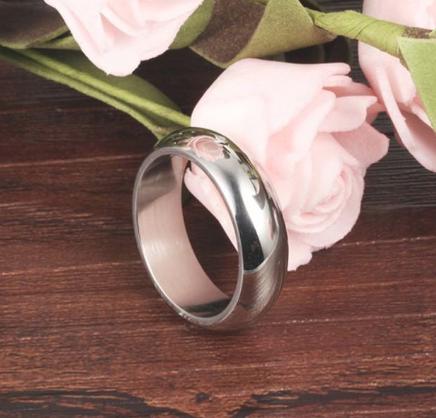 Nhẫn chỉ titanium vĩnh viễn không đen gỉ