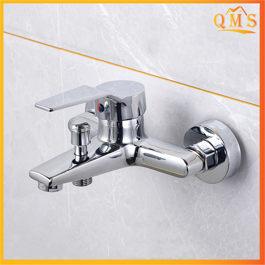 Bộ củ sen nóng lạnh kim loại + tay sen tăng áp mặt vuông thế hệ mới với lớp mạ sáng bóng sang trọng