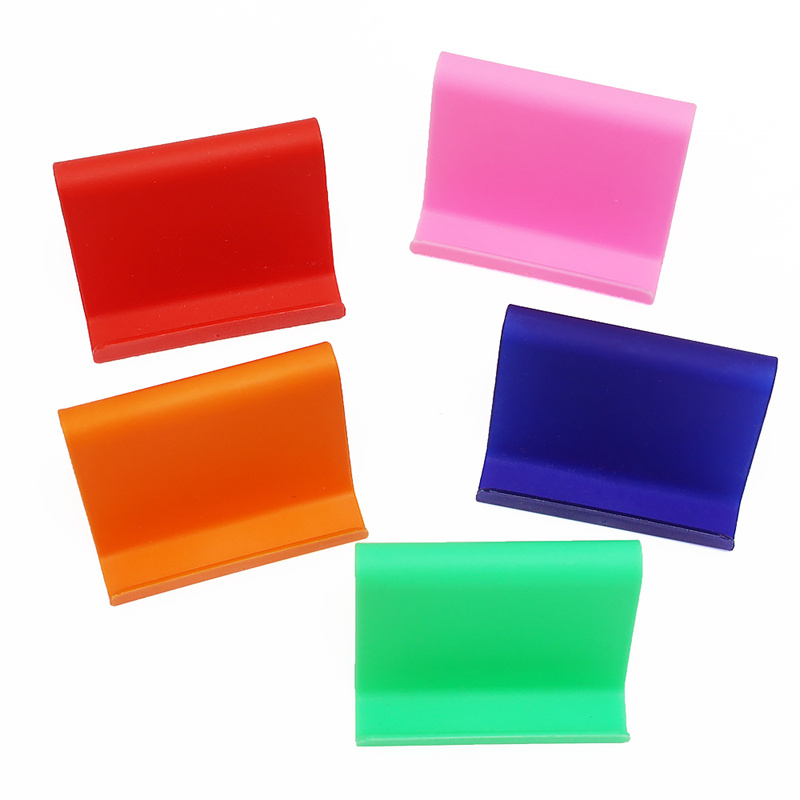 Universal Phone Holder Plastic Desktop Desk Stand Mini Colorful Cell Phone Bracket Random color
