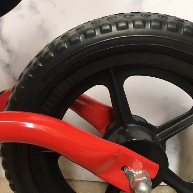 Xe thăng bằng Ander basic màu Đỏ cho bé từ 18tháng +, tặng chuông xe cho bé