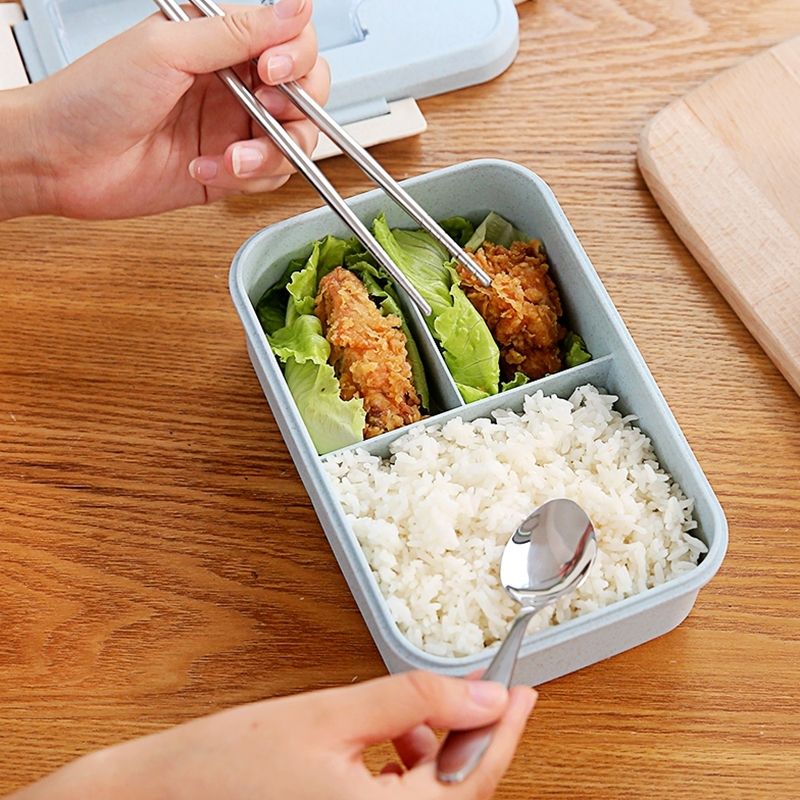 Hộp cơm lúa mạch văn phòng tặng kèm muỗng đũa inox.