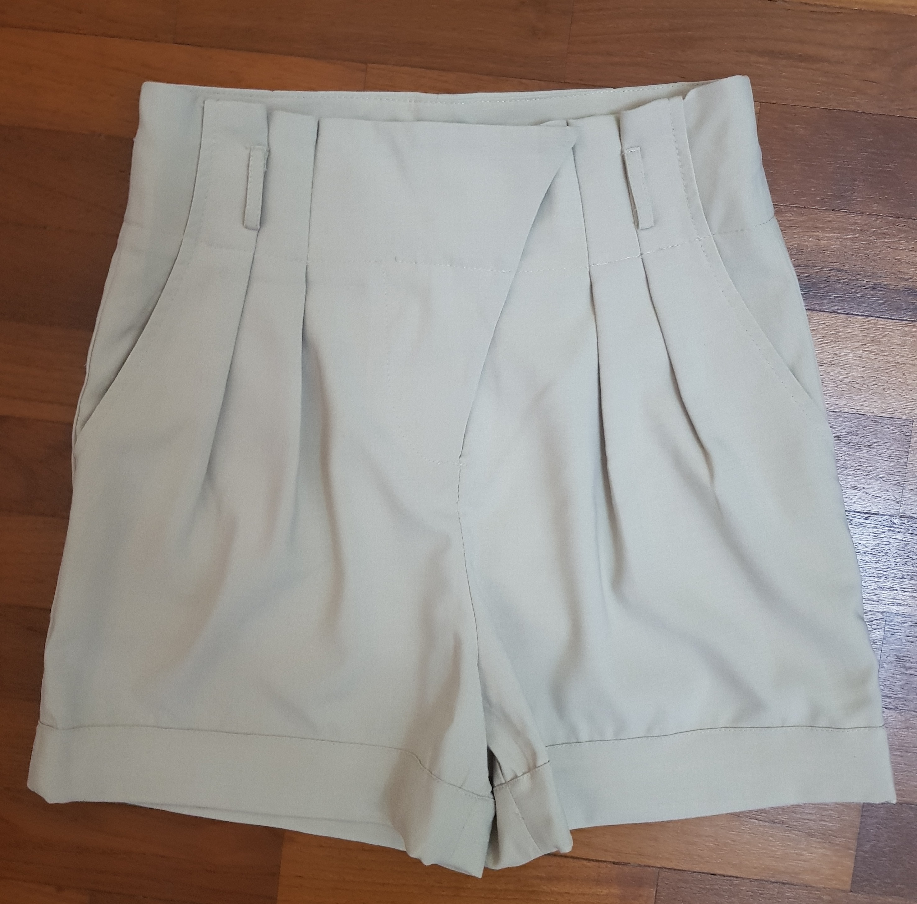 The warehouse womens shorts Outlet