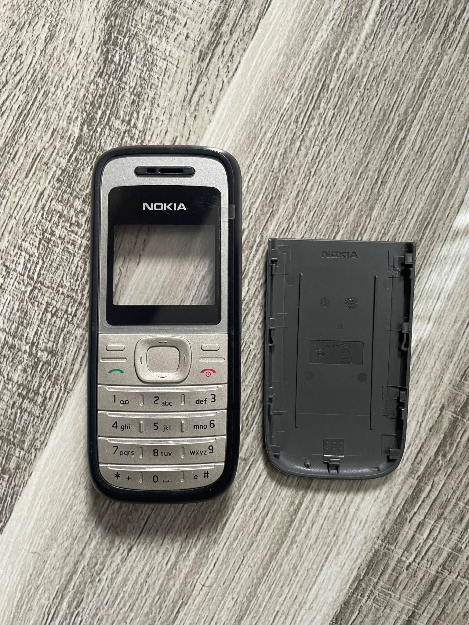 Vỏ cho điện thoại Nokia 1200 / 1208