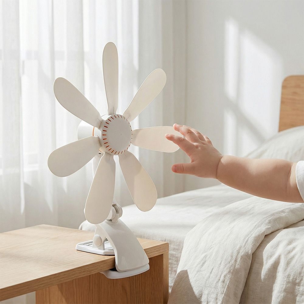 Perfect%20Strong%20Wind%20Portable%20Clip%20Fan%20Hollow-out%20Design%20Powerful%20Airflow%20Small%20Personal%20Fan%20Clip%20Fan%20Seven%20Leaves%20Mini%20Quiet%20Fan%20Home%20Use%20-%20Image%204