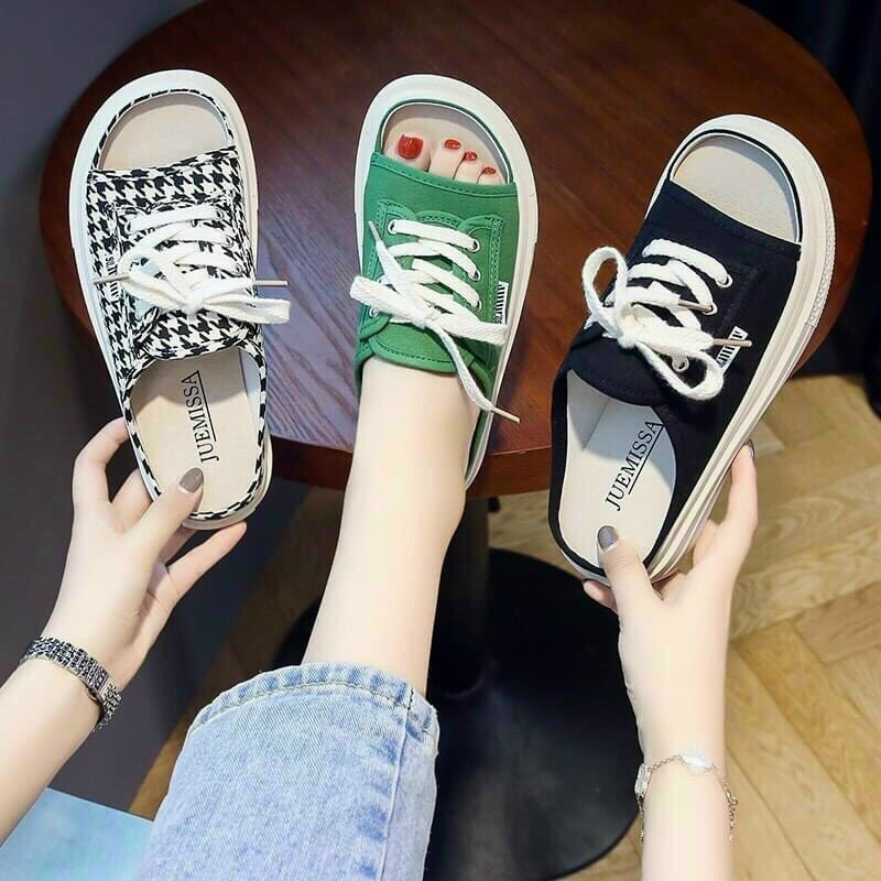 Giày thể thao nữ đế bằng dây rút
