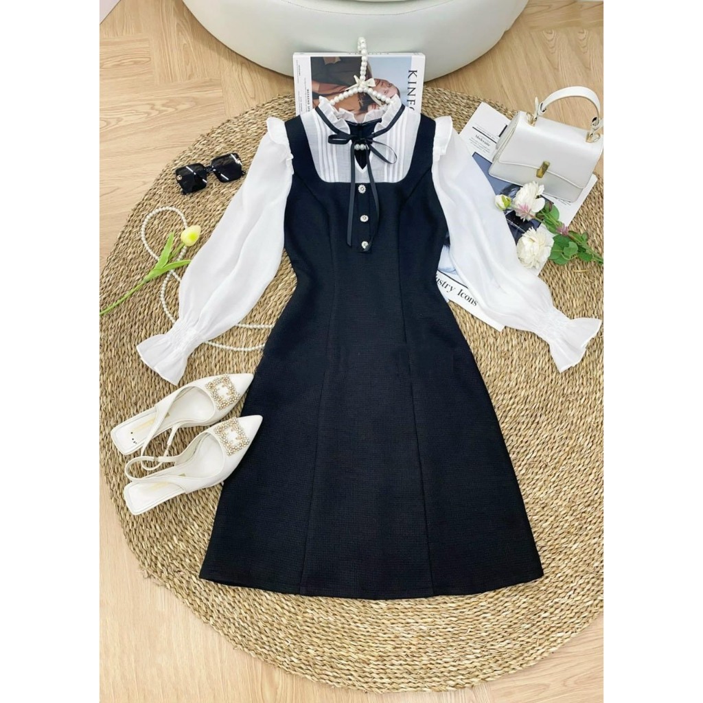 Đầm đen tiểu thư cổ trụ, chất bố thấp mềm mịn phối tay voan, form dáng tiểu thư, che khuyết điểm tốt