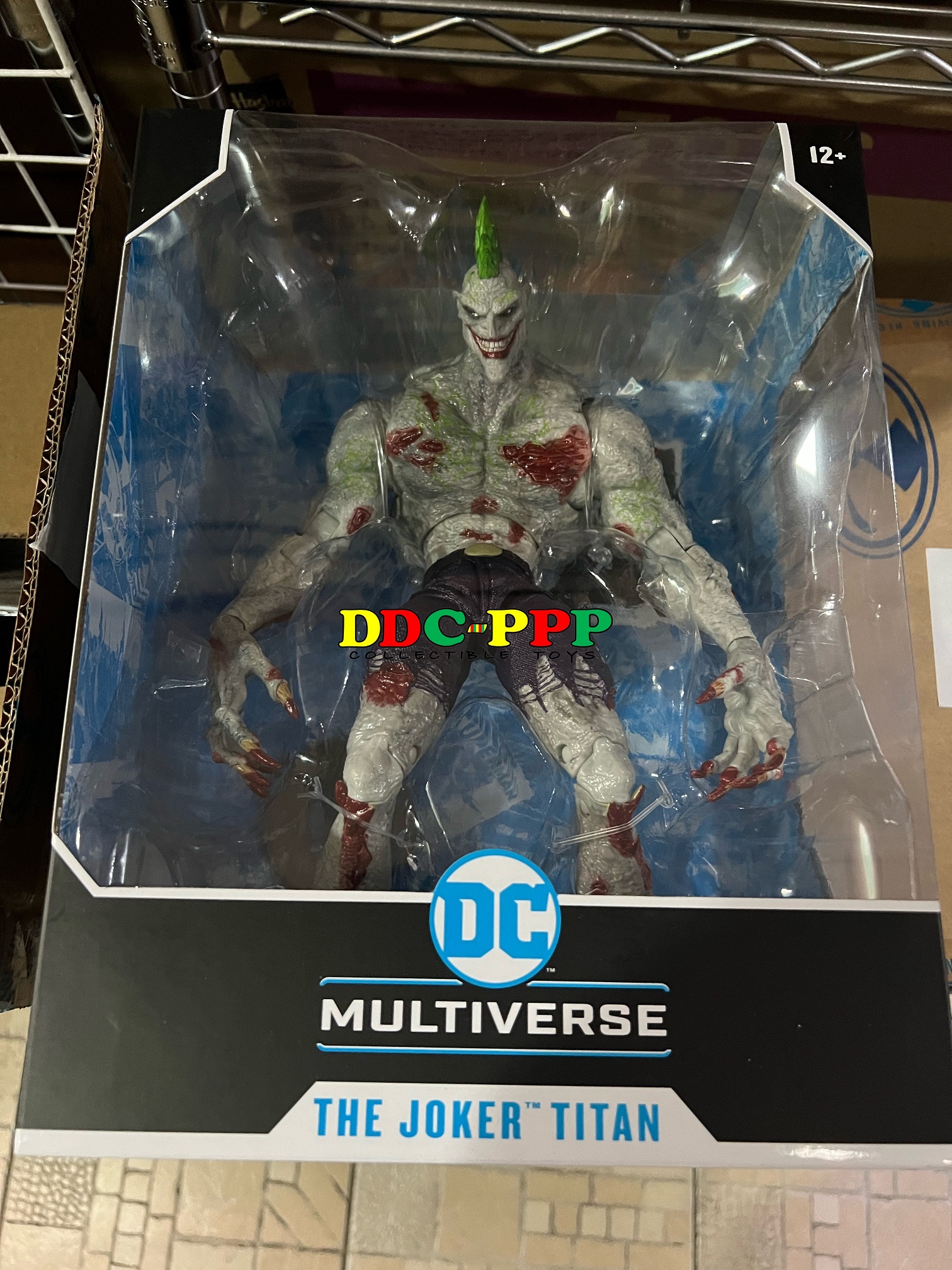 TITAN JOKER MEGAFIG DC Multiverse McFarlane Toys 7-Inch Action