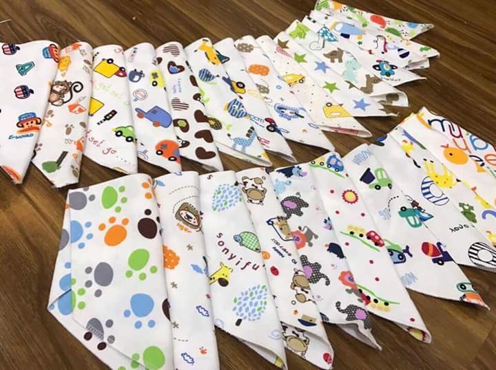 Combo 10 yếm 2 lớp cho bé từ sơ sinh đến 5 tuổi