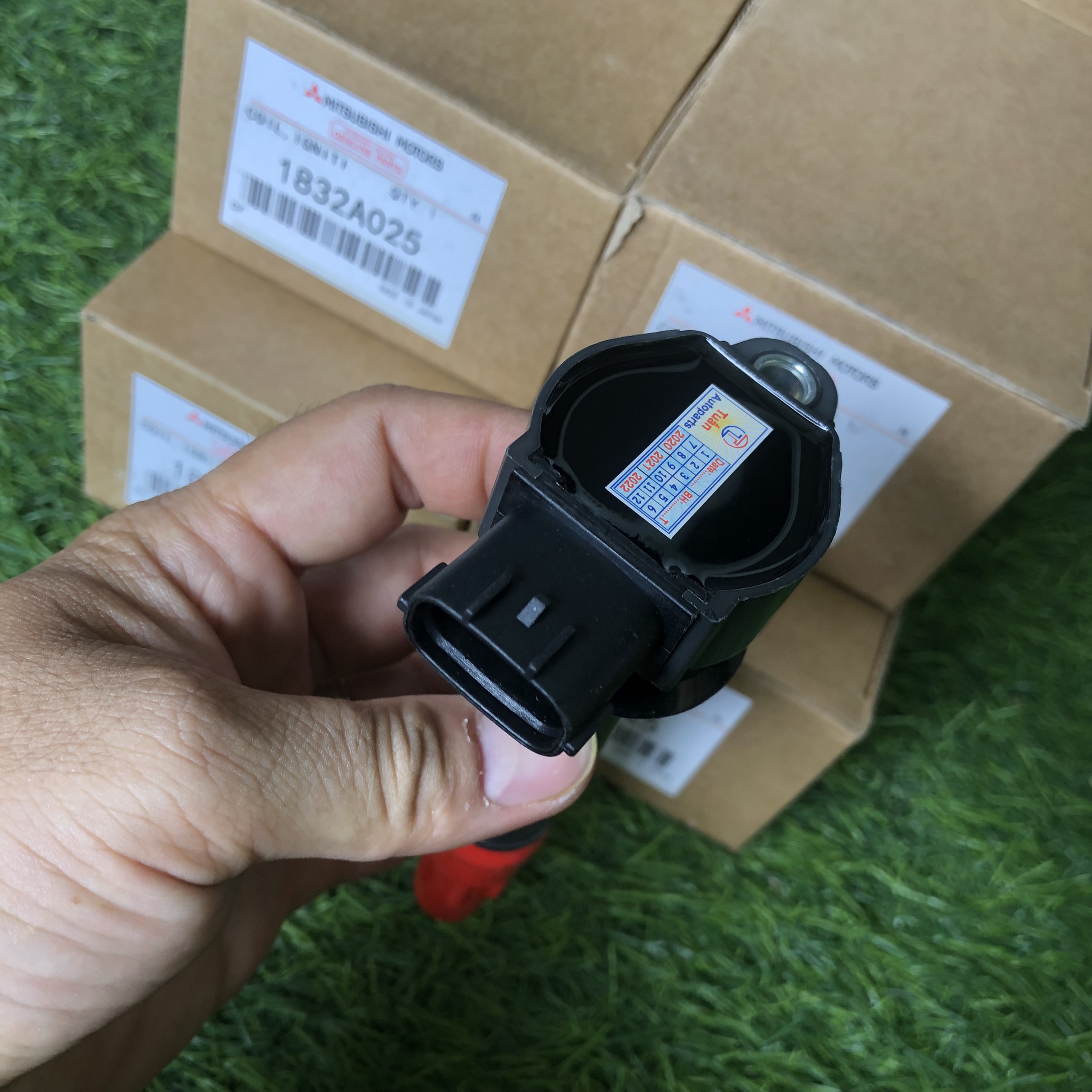 HÀNG XỊN MOBIN ĐÁNH LỬA MITSUBISHI ZINGER/ OUTLANDER/ LANCER ASAKI JAPAN