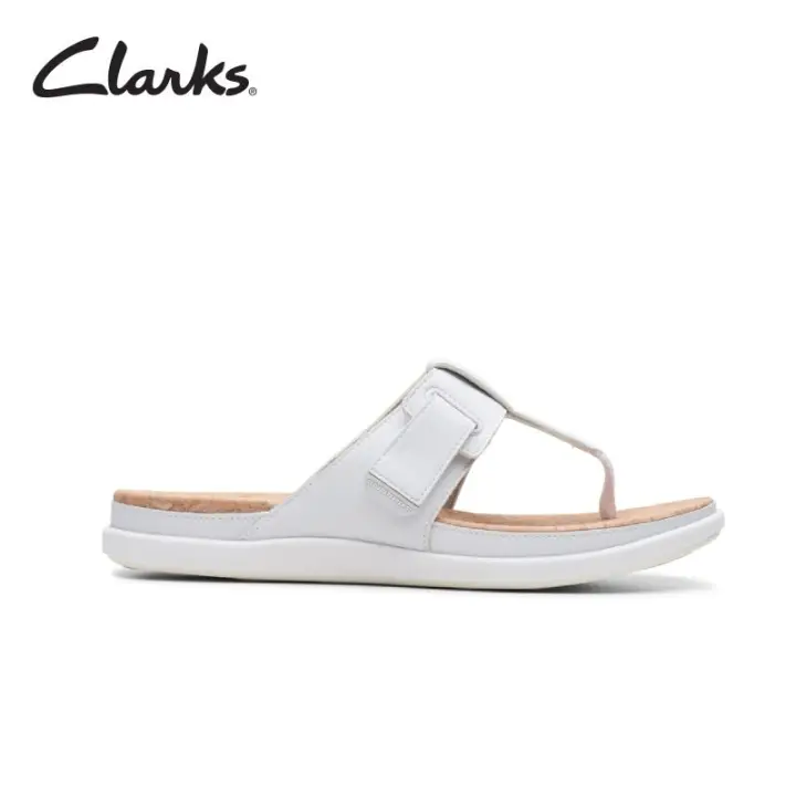 clarks sandals soft cushion